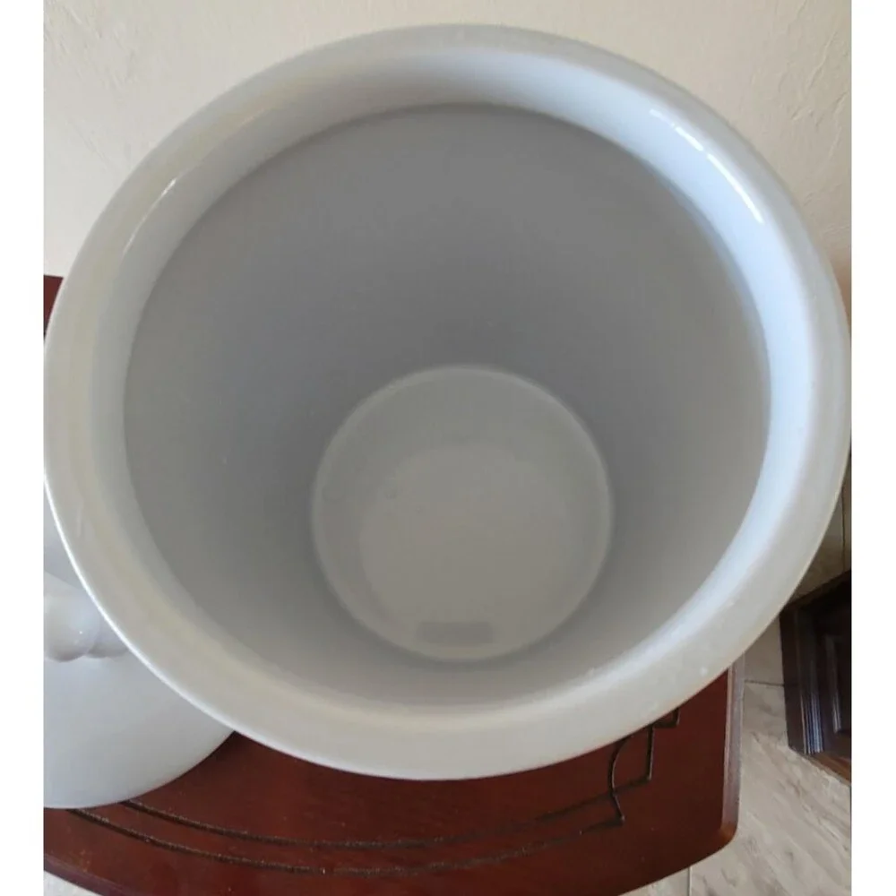 Signature Housewares Stoneware DOG TREAT  Jar Canister LID Bone Handle